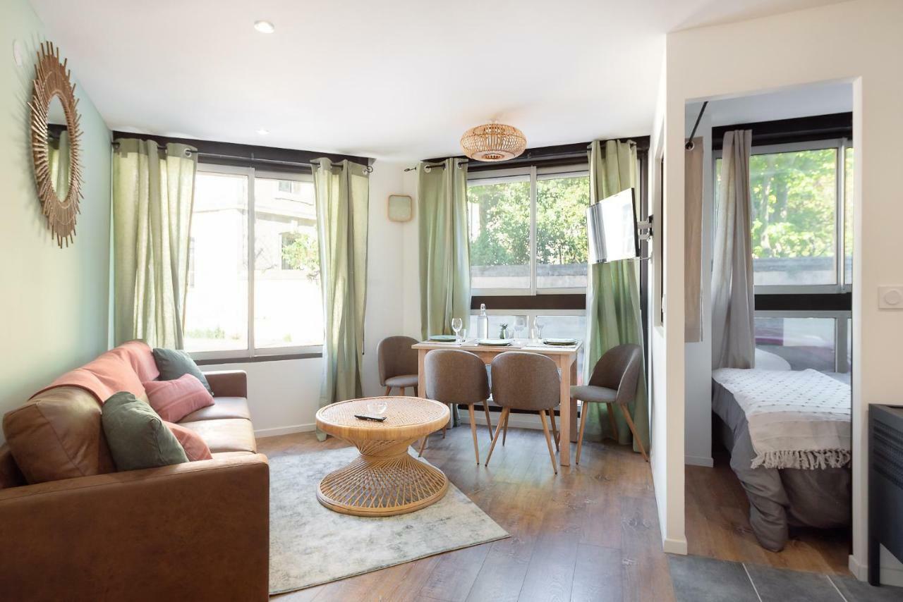 Suites Gaya Confort - Centre Ville モンペリエ エクステリア 写真
